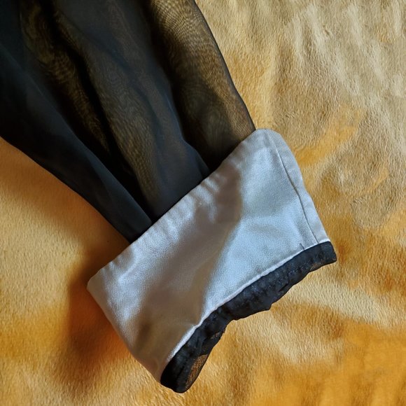 The Avenue Vintage Black Jacket with Lace Sleeves and Cuffs, Size Approx 2x Fair - Picture 4 of 10